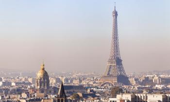 Les Franciliens peuvent désormais connaître la qualité de l’air dans leur rue ! © Getty Images - NicoElNino