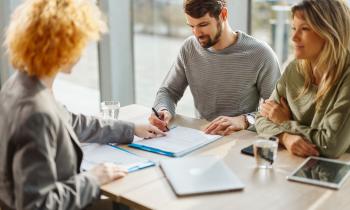 Les démarches à suivre pour changer d’assurance ont été simplifiée en 2022. © skynesher - Getty Images