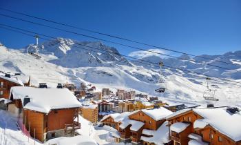 Le marché immobilier à la montagne s’avère plus avantageux lorsque les stations de ski ferment. @Getty Images