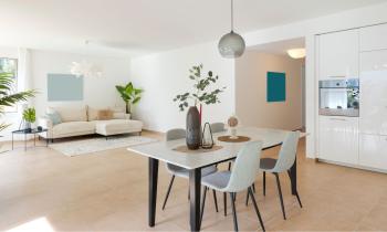 En optimisant l'aménagement et la décoration, le home staging permet aux acheteurs potentiels de se projeter plus facilement, et donc d’engager une offre d’achat plus rapidement. © piovesempre - Getty images