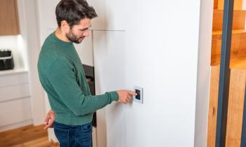 10 conseils clés pour faire des économies d'électricité chez soi © Getty Images -AzmanL