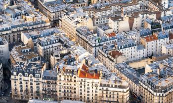 À Paris, où les prix sont encore –11 % en dessous de leur pic de 2020, près d’un vendeur sur cinq revend à perte. © georgeclerk - Getty images