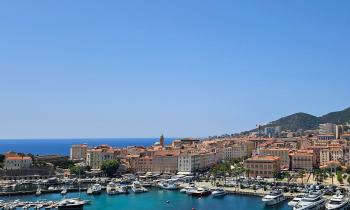 C’est à Toulon que se trouve le bien ayant généré le plus de clics en 2025 ! © WhyGee – Getty Images