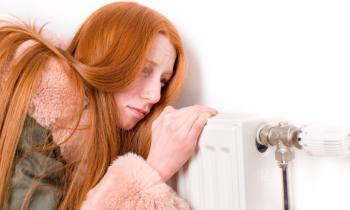 En cas de panne du chauffage, il est important de déterminer la cause pour savoir qui prend en charge les réparations. © Jevtic - Getty images