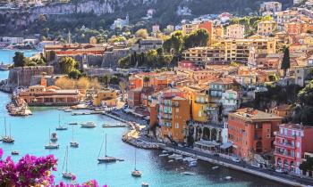 Vue aérienne de Villefranche-sur-Mer, à côté de Nice