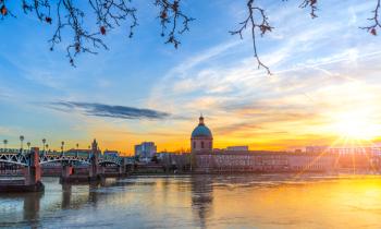 Vue de la ville de Toulouse, du dôme de la Grave et de la Garonne. 