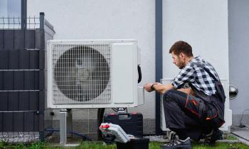 Légende visuel: Qu’est-ce qu’un Certificat d’Économies d’Énergie, quelle est la meilleure prime CEE, liste de fournisseurs d’énergie éligibles… Le guide 2026 des certificats CEE. © Lazy_Bear- Getty Images