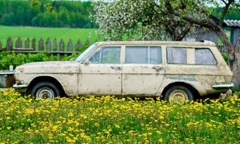voisin-stationne-epave-jardin-que-faire-seloger