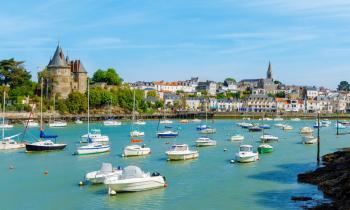 A l'instar de Pornic, les communes côtières attirent les acquéreurs, mais affichent des prix élevés. ©Getty Images