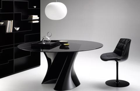 Une touche de noir pour un intérieur chic