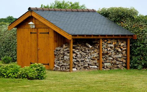 Impôts : la taxe sur les cabanes de jardin vit-elle ses derniers jours ?