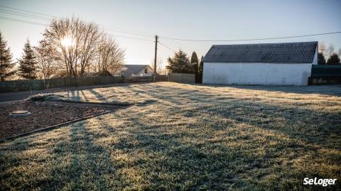 La commune peut-elle imposer la cession gratuite d’un terrain au titulaire d’un permis de construire ?