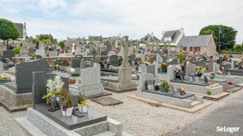 Quelles sont les règles d’implantation ou d’agrandissement d’un cimetière à proximité des habitations ?