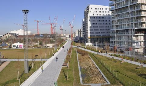 Paris : une ancienne friche industrielle transformée en éco-quartier