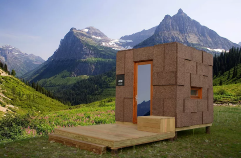 [VIDEO] Découvrez Ecocubo, un minuscule habitat construit avec des matériaux recyclables