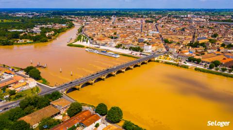 Les acquéreurs bordelais se tournent vers Libourne pour profiter d’un environnement calme. © Iakov Filimonov Libourne : « le prix immobilier a beaucoup augmenté depuis l’arrivée de la LGV »