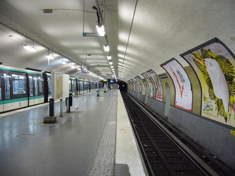Vincennes débat sur le prolongement de la ligne 1 du métro