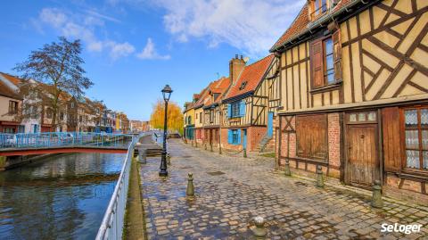 Acheter une maison à Amiens : combien ça coûte vraiment ?