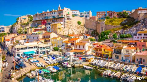 Les prix des appartements marseillais augmentent de 5,3 % en un an. © Olena Z À Marseille, la hausse des prix immobiliers ralentit avec 5,3 % de hausse sur 1 an