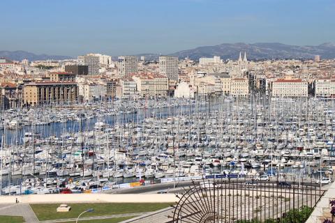 Espace vert ou bâtiment ? Sacré dilemme à Marseille... ©Christophe Finot - Wikimédia Commons Marseille, le projet immobilier de la discorde