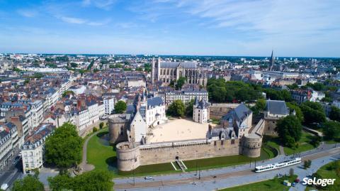 Nantes attire les acheteurs par son dynamisme et la proximité de l’océan Atlantique. © Altitude Drone - Shutterstock « Après une forte hausse, les prix immobiliers à Nantes se stabilisent »