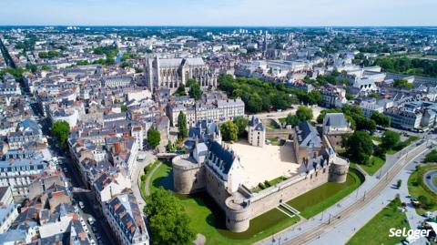Le centre-ville et ses immeubles de charme attirent de nombreux acheteurs nantais. © Altitude Drone Nantes : « Les villes limitrophes devraient profiter de l’essor du télétravail »