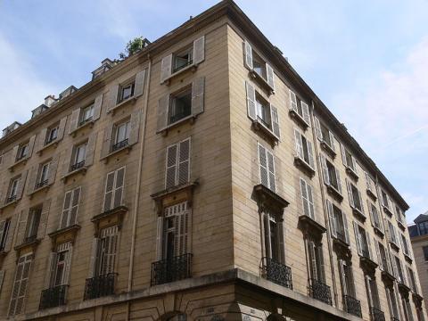 L’immobilier parisien sous les 8 000 €/m² ? 