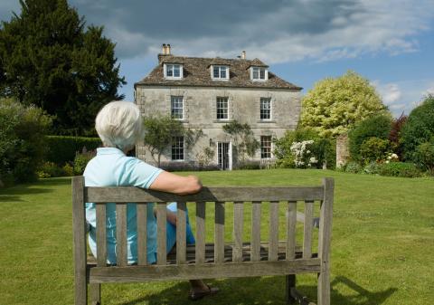 Vendre en viager occupé : une opportunité pour rester chez vous