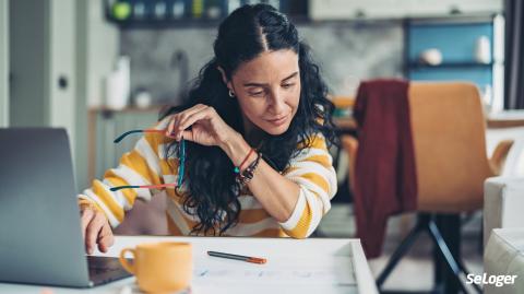 Le prêt viager hypothécaire permet d'emprunter une somme d'argent en contrepartie d'une hypothèque sur un logement. ©pixelfit Qu’est-ce qu’un prêt viager hypothécaire ?