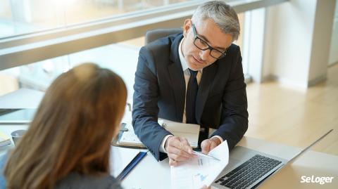 Le rachat de crédit permet de fusionner ses différentes mensualités en une seule, avec un taux d'intérêt unique. © goodluz Regroupez vos crédits pour faciliter vos remboursements
