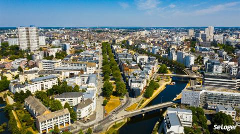 À Rennes, les mises en vente de logements énergivores explosent ! © BearFotos Loi Climat et Résilience : boom des mises en vente des passoires énergétiques !