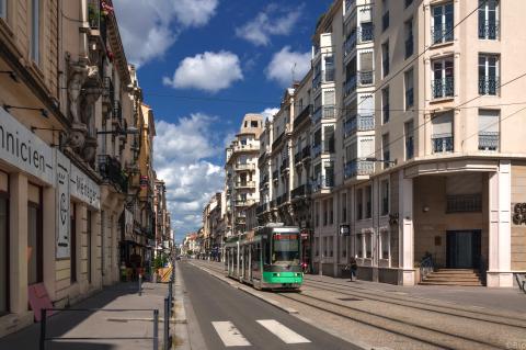 Le marché immobilier de Saint-Étienne n'est pas pénalisé par la proximité de lyon