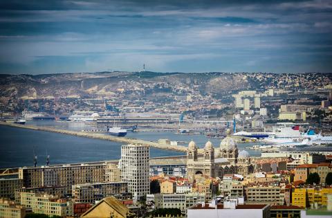 Marseille n'affiche pas encore des prix immobiliers à la hausse mais cela ne devrait pas tarder. ©alexandrulogel Statu quo sur les prix immobiliers marseillais