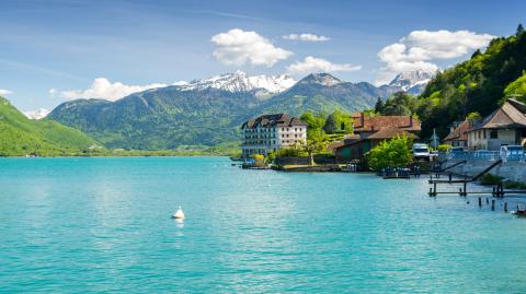 <em>Modifier Article</em> Passez des vacances autour du Lac d’Annecy