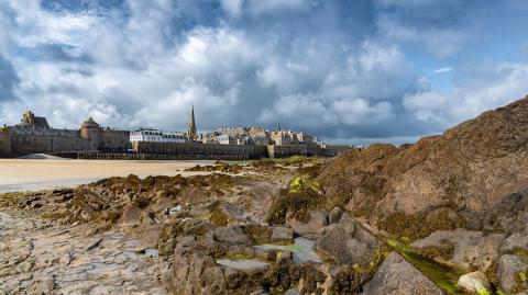 <em>Modifier Article</em> Où trouver une location de dernière minute en Bretagne ?