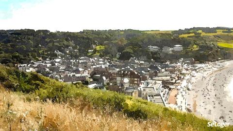 vue-aerienne-etretat-seloger