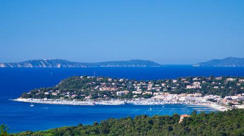 vue-panoramique-cavalaire-sur-mer-seloger