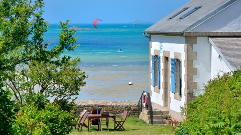 maison bord de mer © aquaphoto