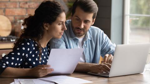 Un couple s'interroge