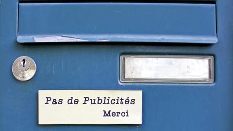 Plaque ou etiquette boite aux lettres STOP PUB Environnement Verte