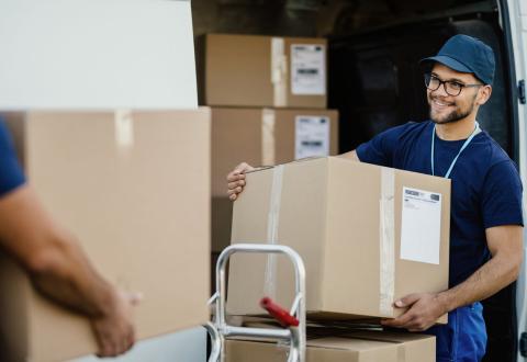 Déménagement avec garde meuble : organisation et coût