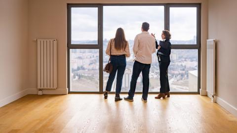 L'estimation juste d'un bien immobilier est cruciale pour vendre vite et bien. © recep-bg - Getty images
