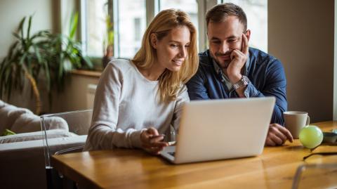  Choisissez bien le site sur lequel vous mettez votre bien en vente et optez de préférence pour un site spécialisé dans les annonces immobilières. © Georgijevic - Getty images