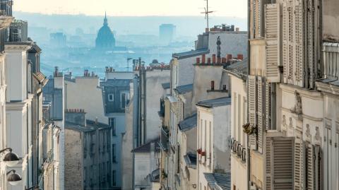 77 % des annonces de locations à Paris respectent l'encadrement des loyers, soit 8 points de plus que l'année précédente. © jacquesvandinteren - Getty images