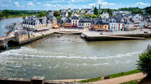 Auray