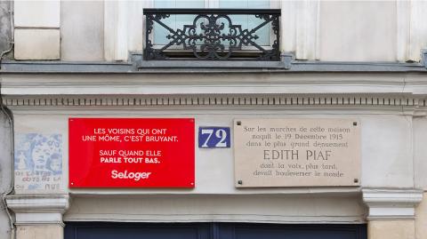 La plaque commémorative de Édith Piaf