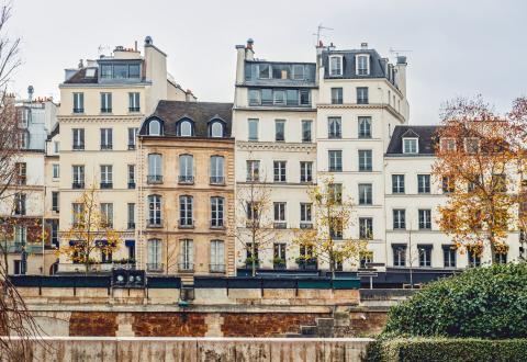 Encadrement des loyers : le dispositif aurait de beaux jours devant lui. © zoranm – Getty Images