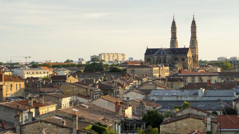 Bègles connaît un renouveau grâce à des projets de réaménagement urbain et à une attractivité croissante. © DaylightLoren - Getty images