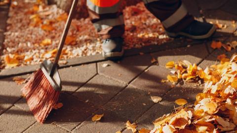 Qui est responsable de l'entretien du trottoir devant votre domicile ?