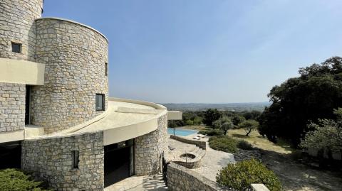Maison escargot à louer près d'Uzès Emile Garcin
